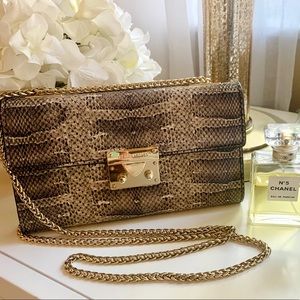 Henri Bendel Waldorf Wallet on a Chain